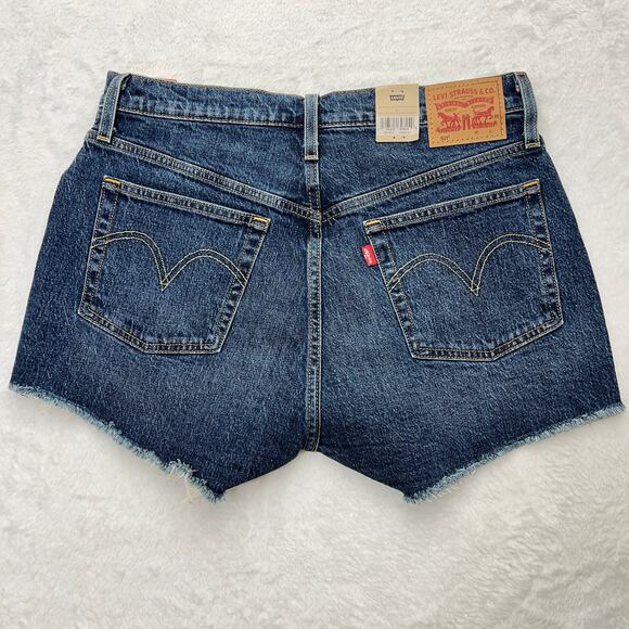NWT Levi's 501 Button Fly Cut Off Women's Sz. 31 Denim Shorts Blue Medium Wash - Picture 5 of 9